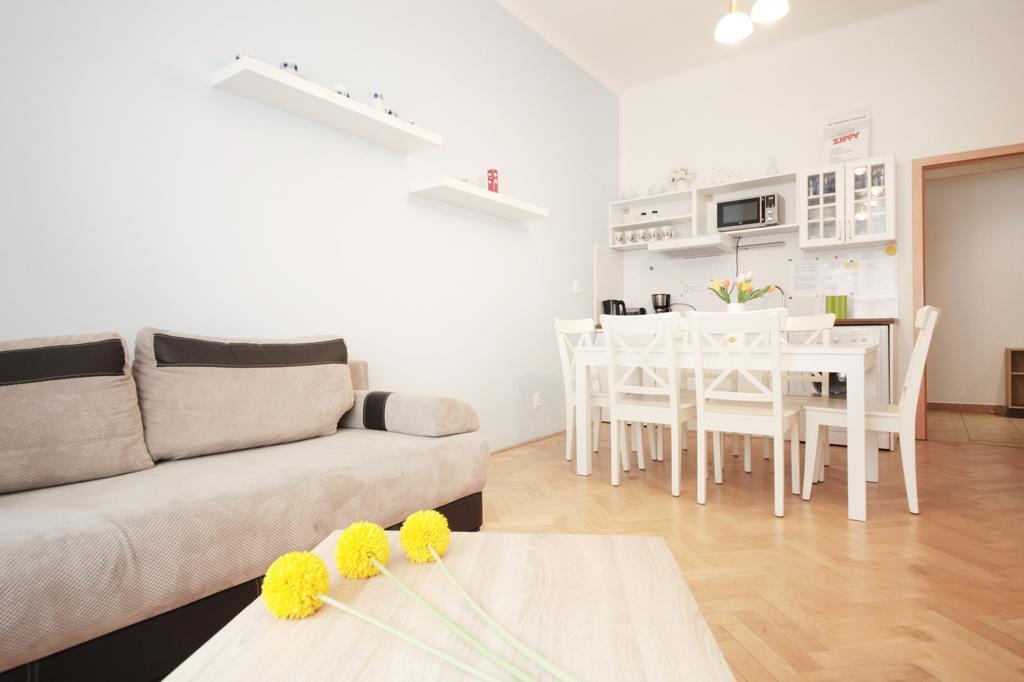 Condo in Vinohrady Praga Esterno foto
